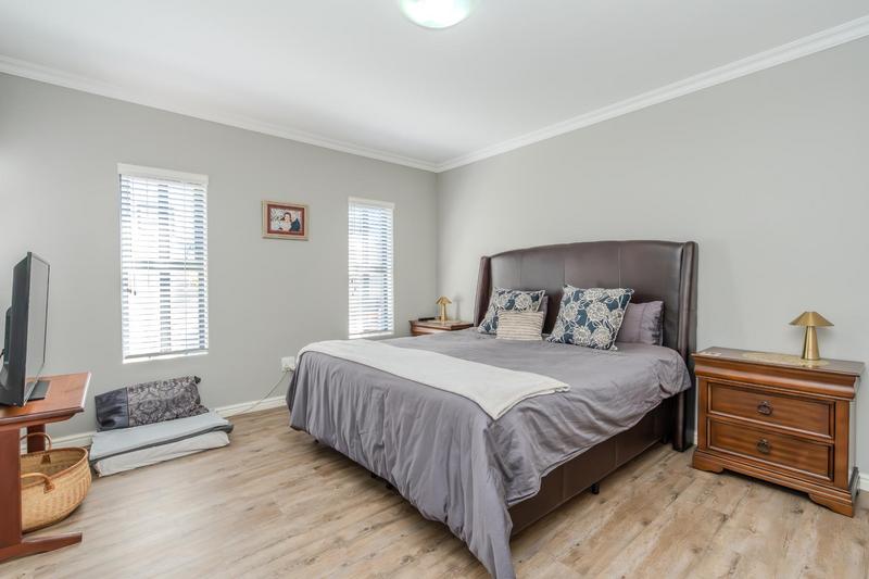4 Bedroom Property for Sale in Calypso Beach Western Cape